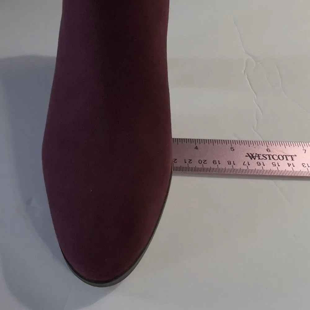 Violet & Red Jackson Lazer Cut Topline Bootie Burgundy Size 7M Fabric Upper NWOB